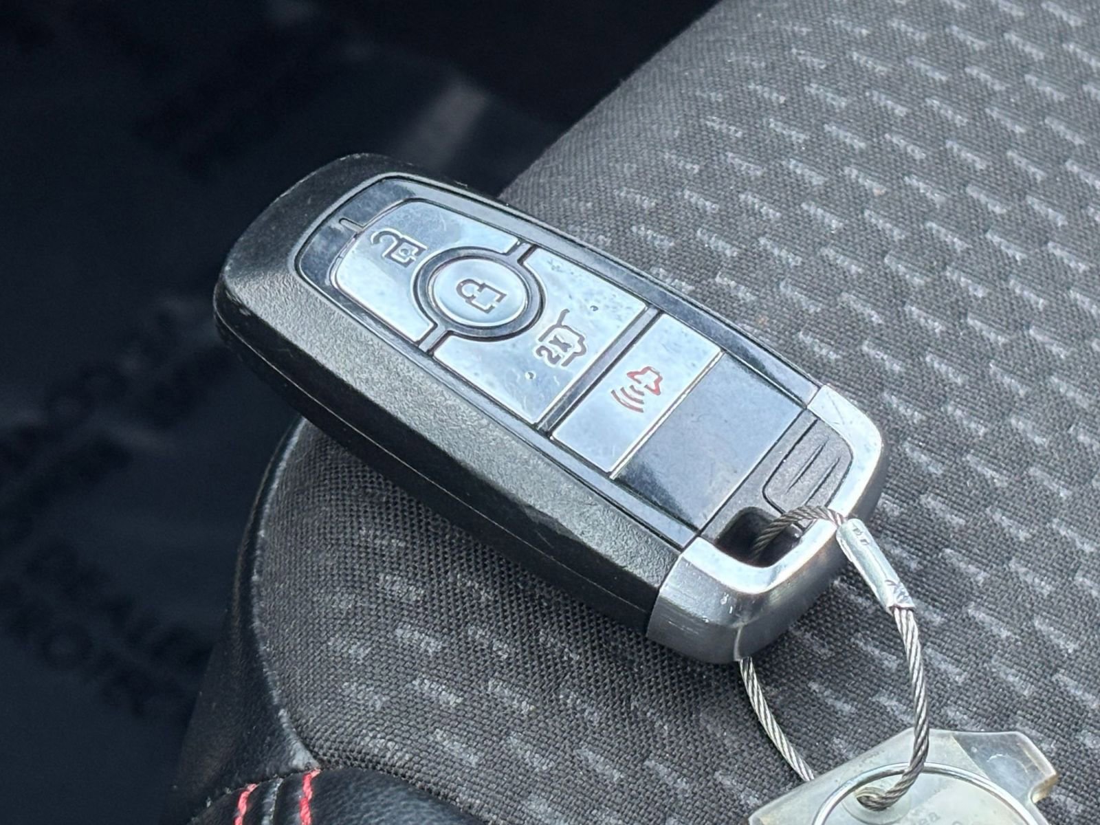 Used 2024 Ford Escape ST-Line image 21