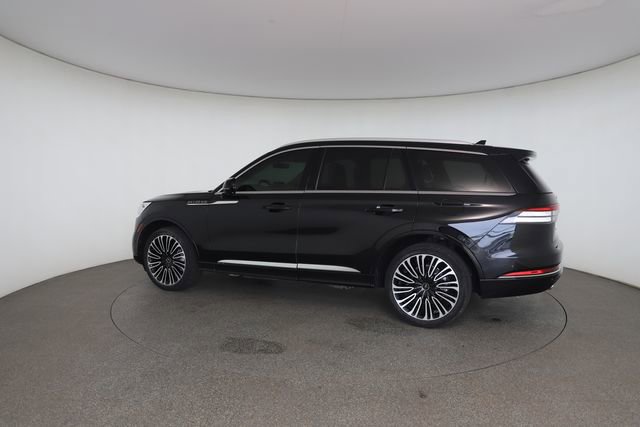 Used 2023 Lincoln Aviator Black Label AWD/4WD image 9