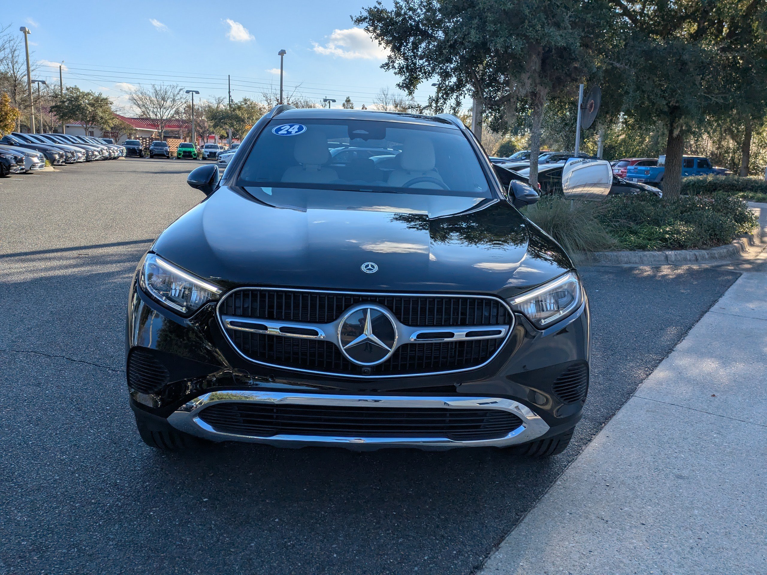 Certified 2024 Mercedes-Benz GLC 300 image 11