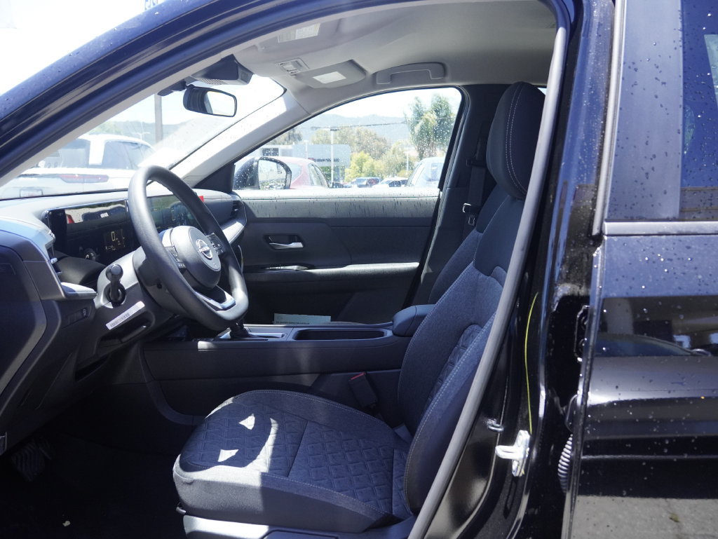 New 2026 Nissan Kicks SV FWD image 22