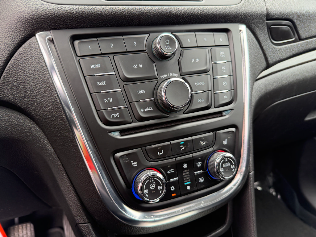 Used 2015 Buick Encore Leather AWD/4WD image 21