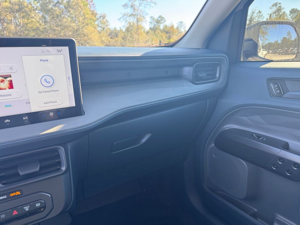 New 2025 Ford Maverick XL w/ Equipment Group 102A image 38
