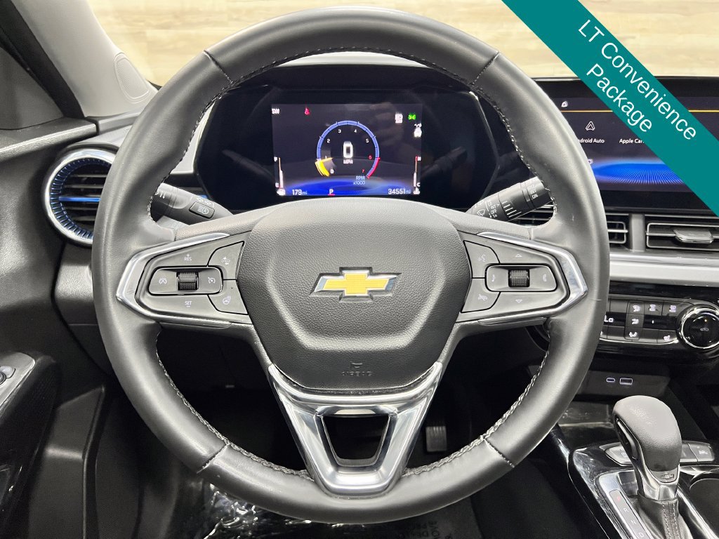 Used 2025 Chevrolet Trax LT w/ Driver Confidence Package FWD image 4