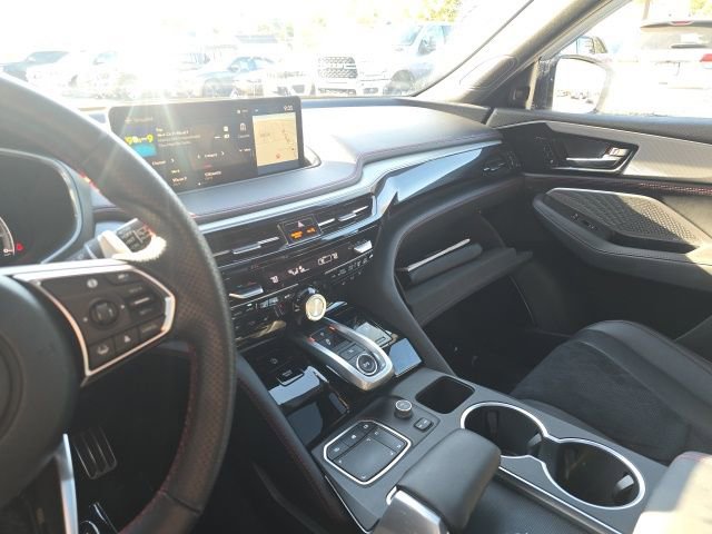Used 2023 Acura MDX A-Spec image 23