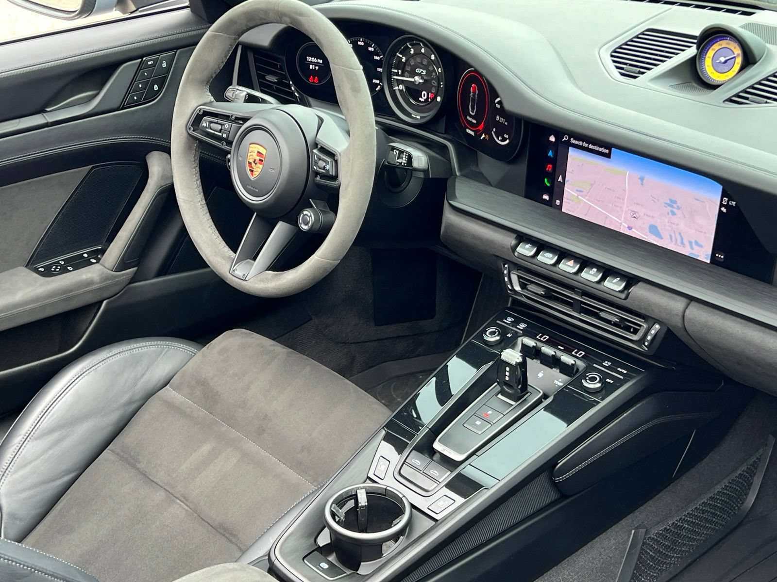 Certified 2024 Porsche 911 Targa 4 GTS AWD/4WD image 26