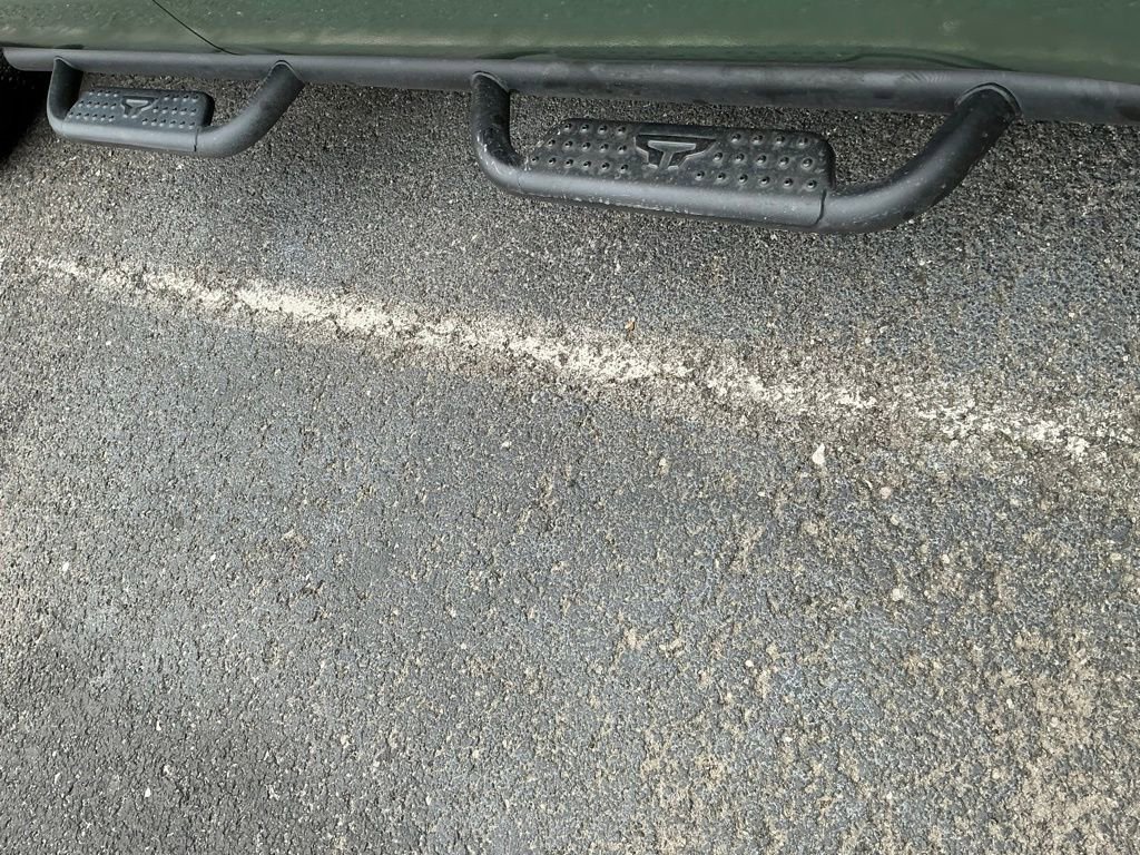 Used 2024 Nissan Titan SV w/ SV Bronze Edition Package image 5