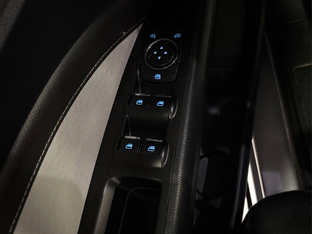 Used 2020 Ford Fusion SE w/ Equipment Group 151A image 34