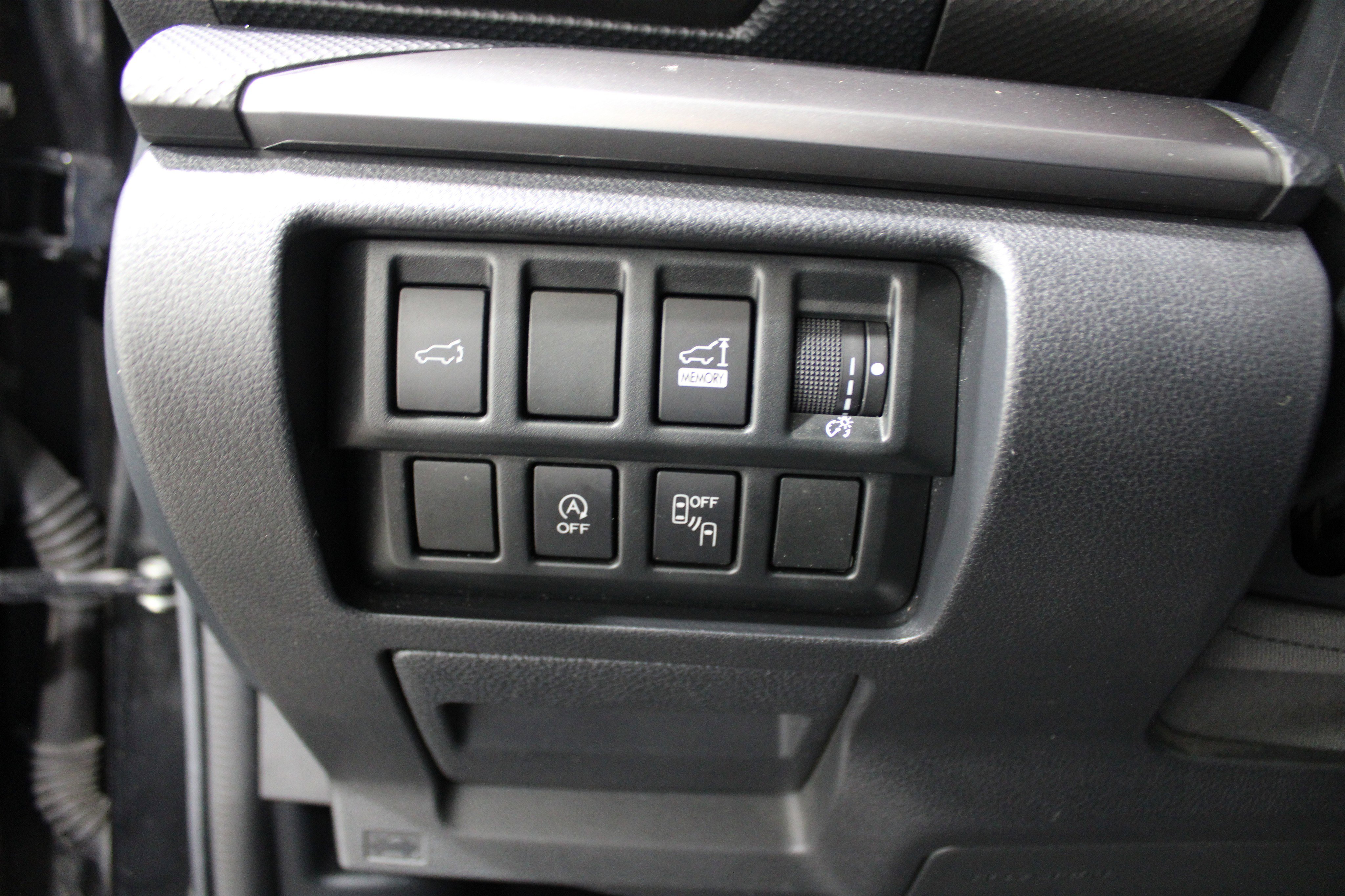 Used 2019 Subaru Forester Premium AWD/4WD image 8