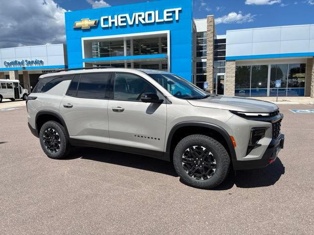 New 2027 Chevrolet Traverse Z71 w/ Driver Confidence Package