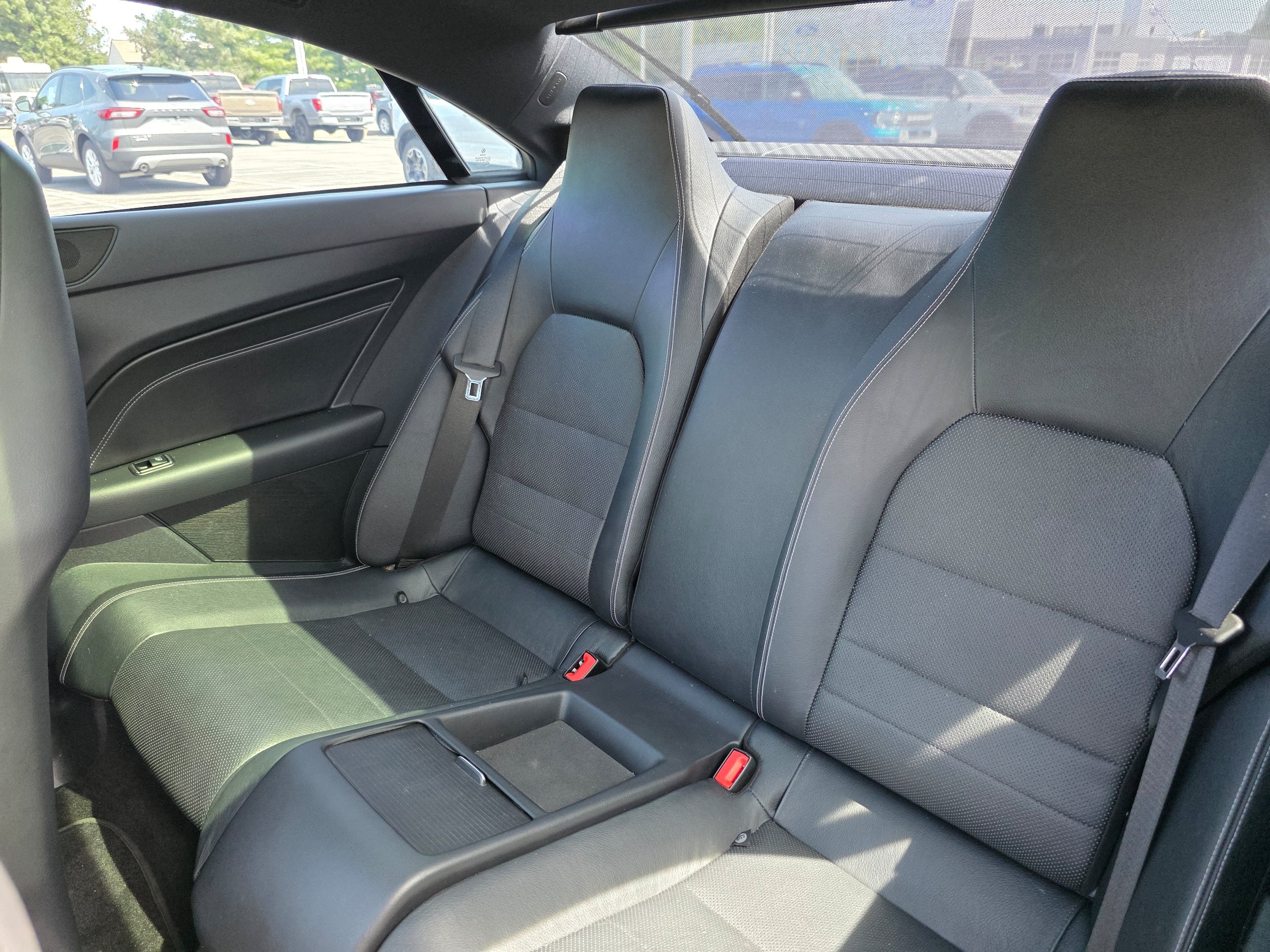 Used 2016 Mercedes-Benz E 400 Coupe image 10
