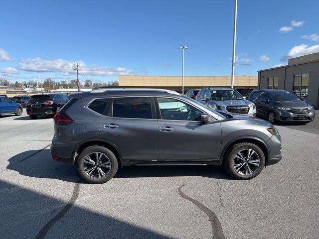 Used 2018 Nissan Rogue SL image 11