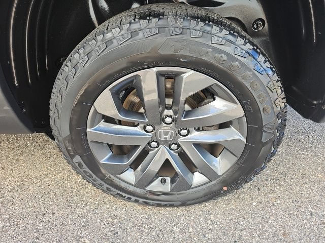 Used 2023 Honda Ridgeline Sport image 10