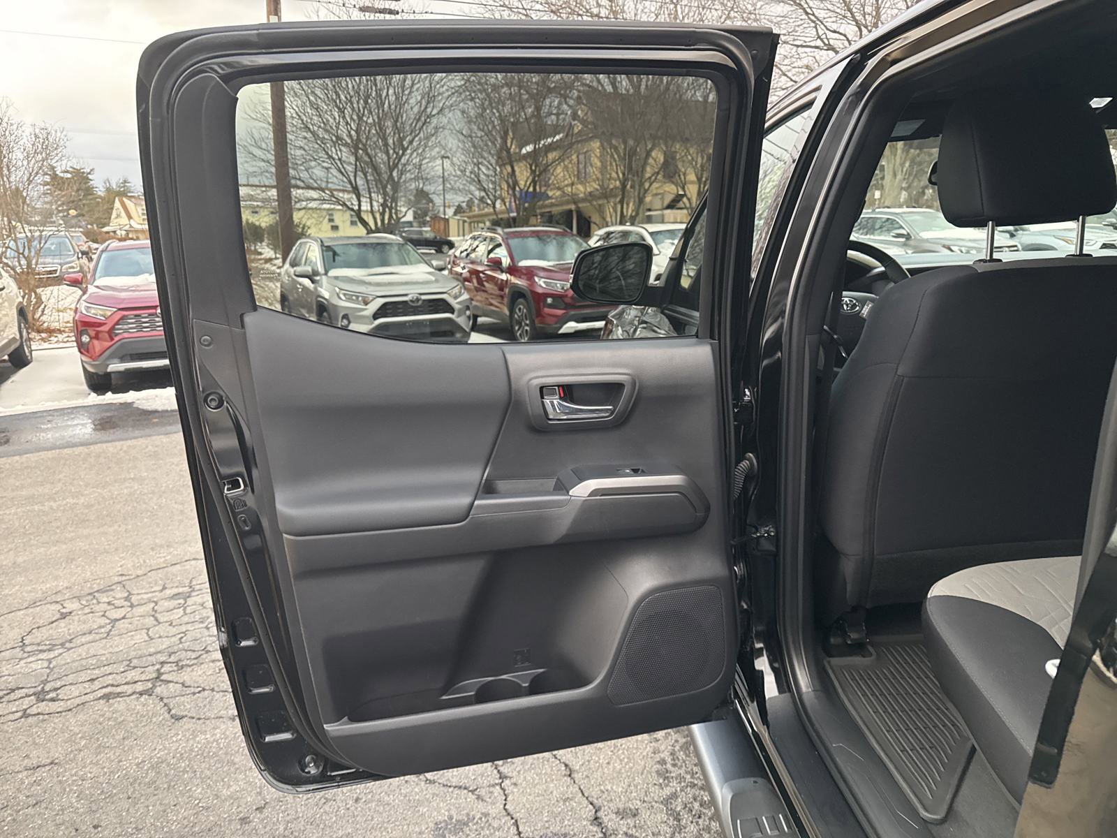 Used 2023 Toyota Tacoma TRD Sport image 26