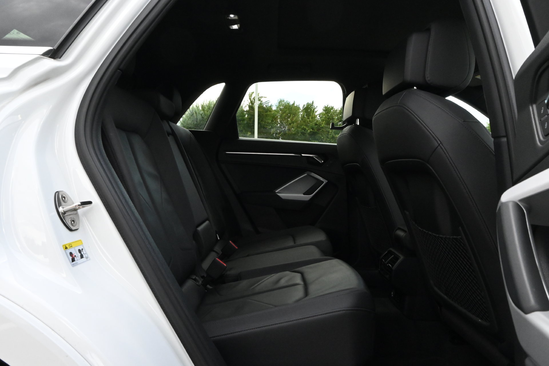 Used 2022 Audi Q3 2.0T Premium AWD/4WD image 23