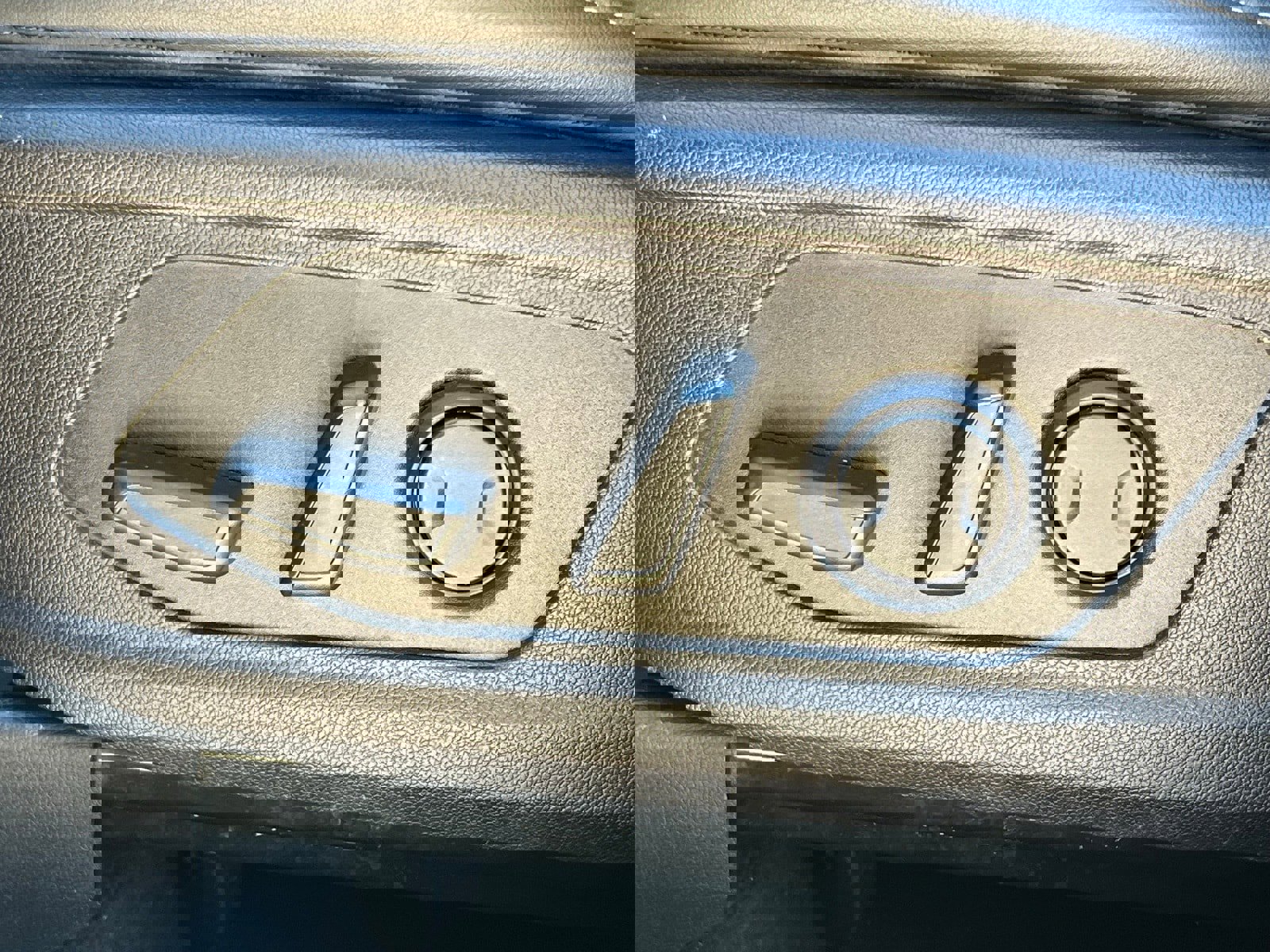 Used 2021 Kia Sorento SX image 28