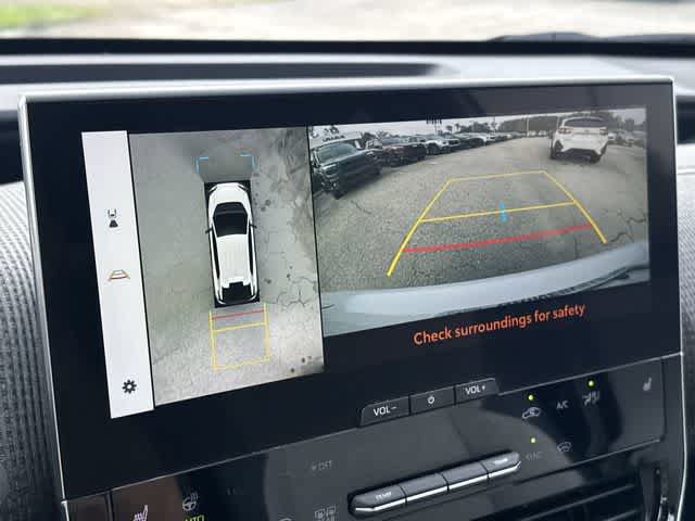 Certified 2023 Subaru Solterra AWD image 25