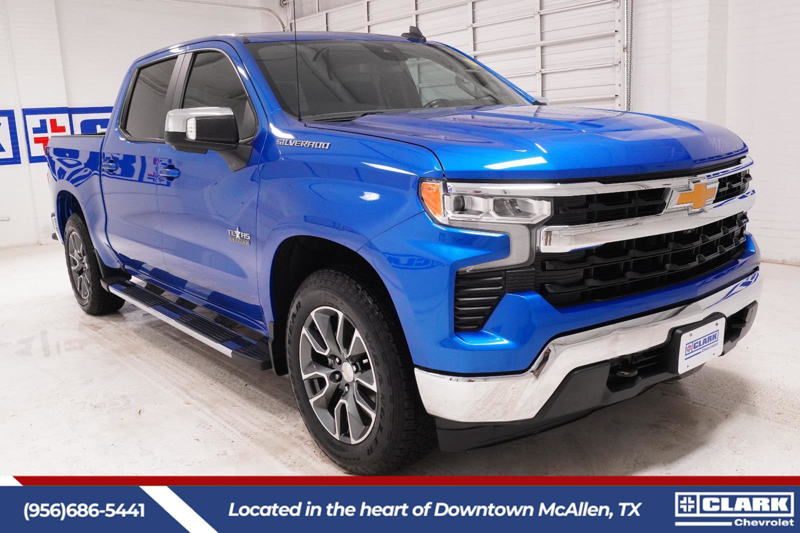 Used 2022 Chevrolet Silverado 1500 LT w/ Texas Edition Plus RWD image 3