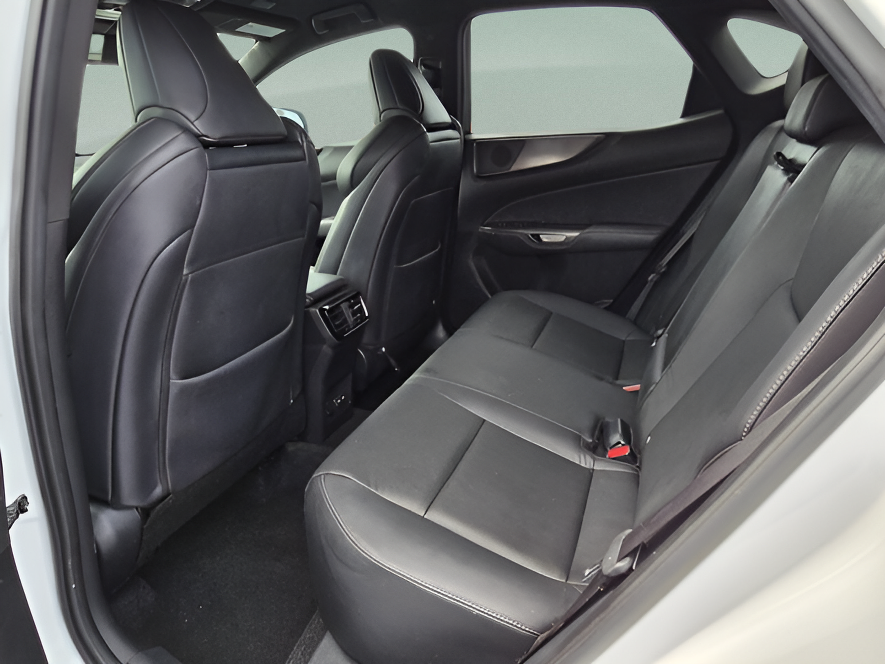 Certified 2022 Lexus NX 350 F Sport w/ Towing Package (2000 Lbs) AWD/4WD image 11