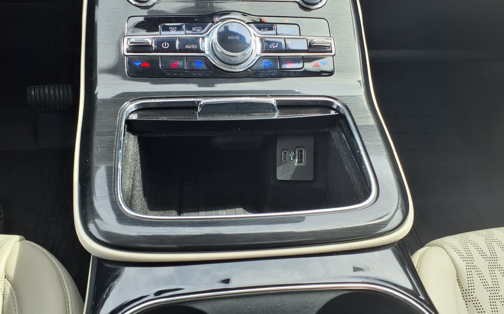 Used 2023 Lincoln Nautilus Black Label AWD/4WD image 30
