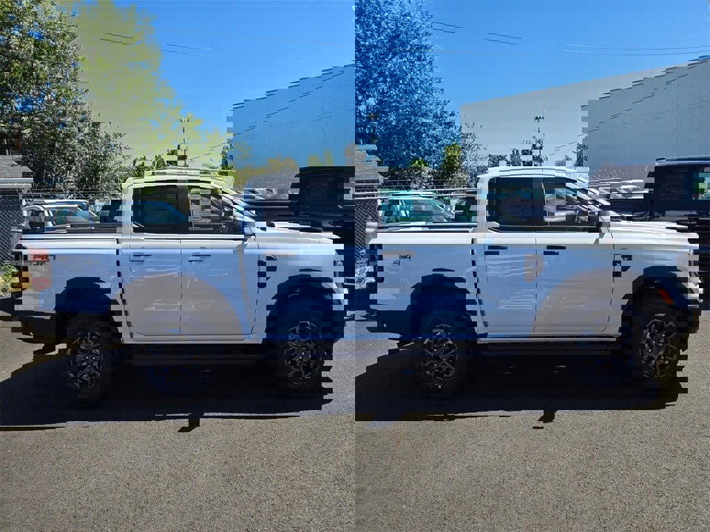 New 2025 Ford Ranger XLT w/ Trailer Tow Package image 4