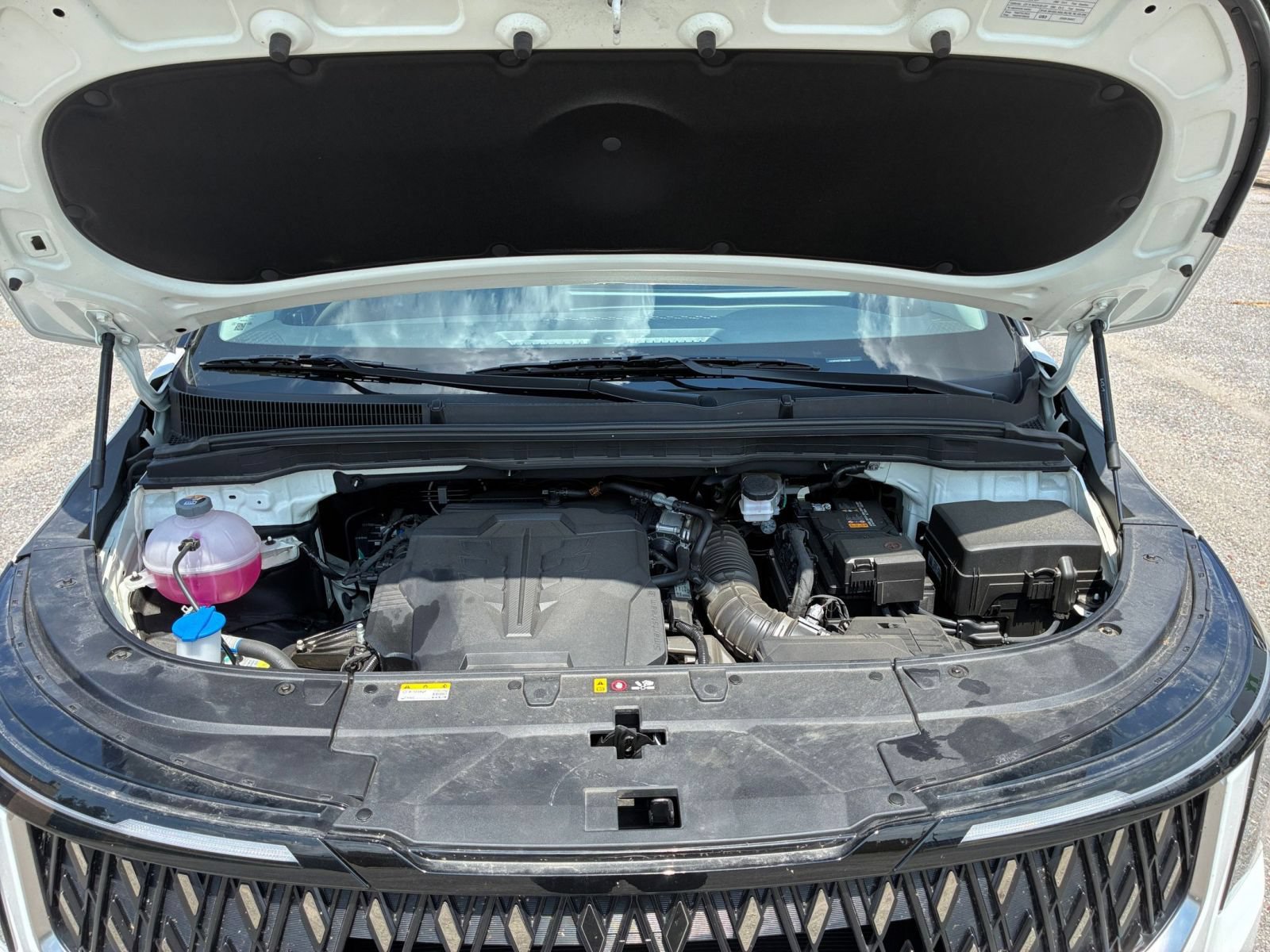 Used 2026 Kia Carnival FWD image 29
