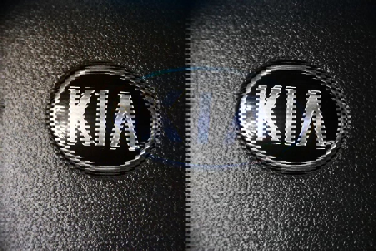 Used 2014 Kia Sorento SX w/ 3rd Row Package image 46