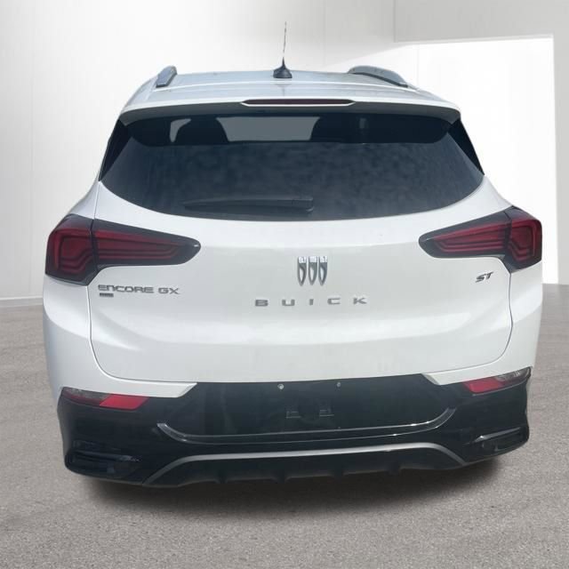 Used 2024 Buick Encore GX Sport Touring image 4