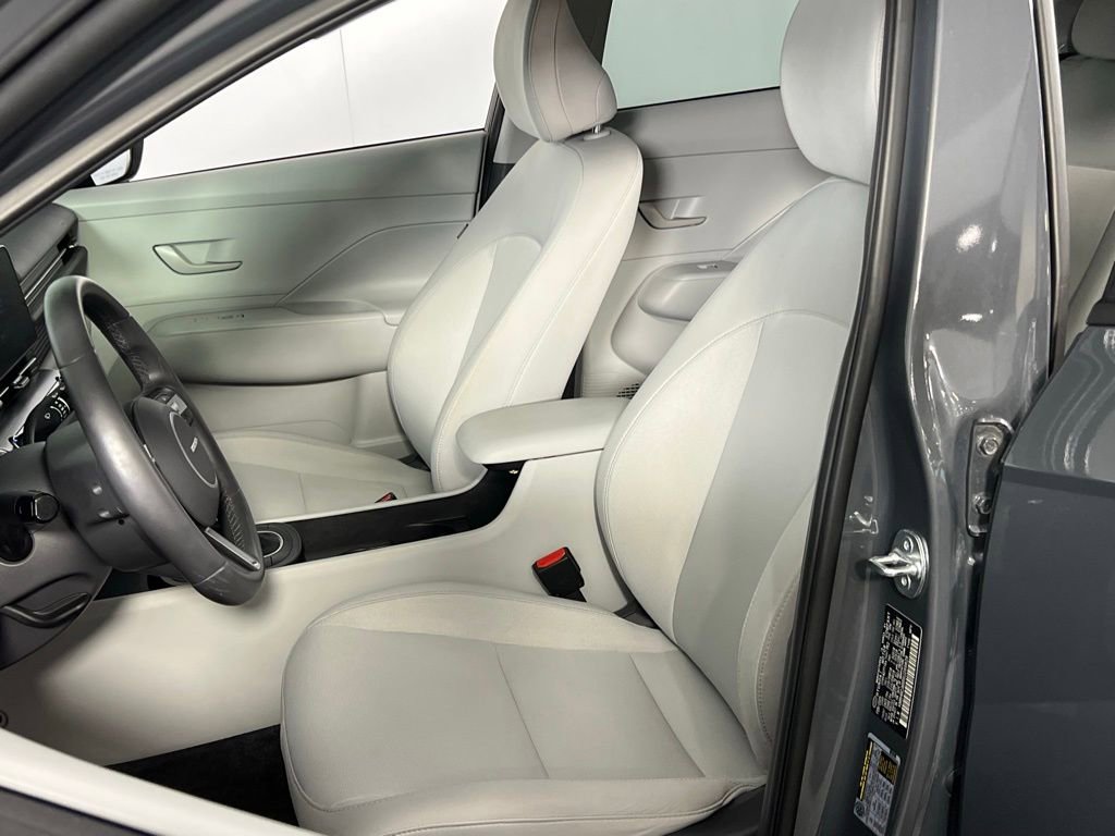 Used 2025 Hyundai Kona SEL image 20