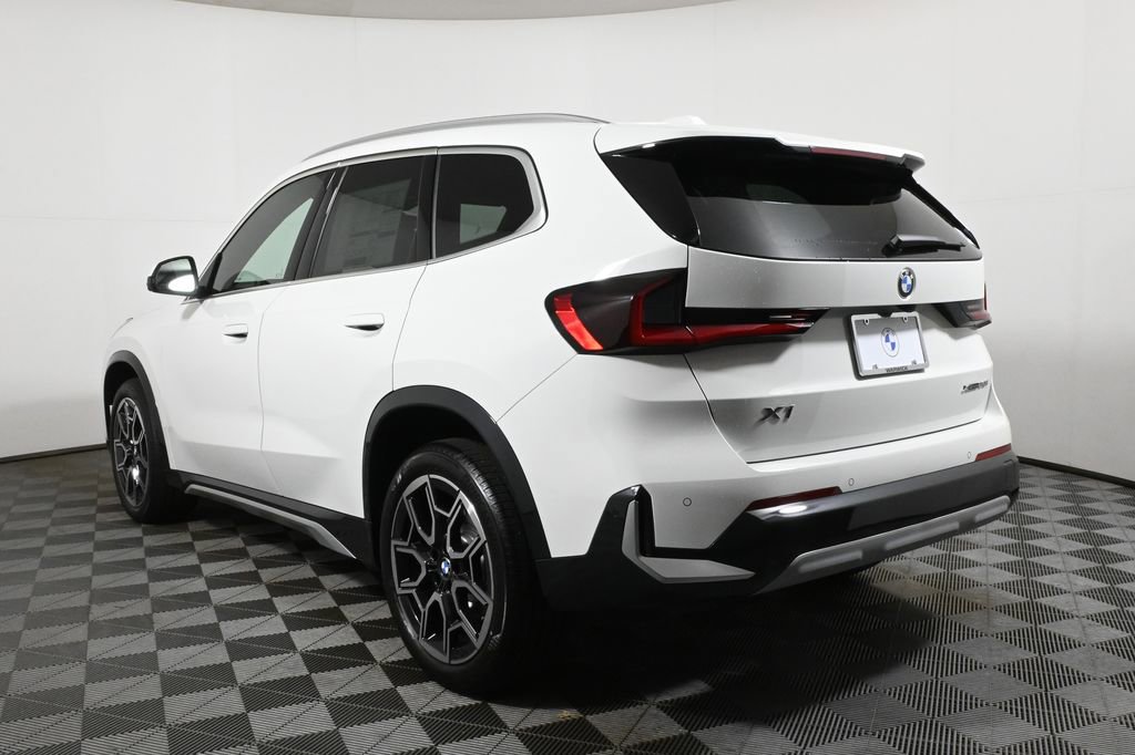 Used 2026 BMW X1 xDrive28i w/ Technology Package image 5