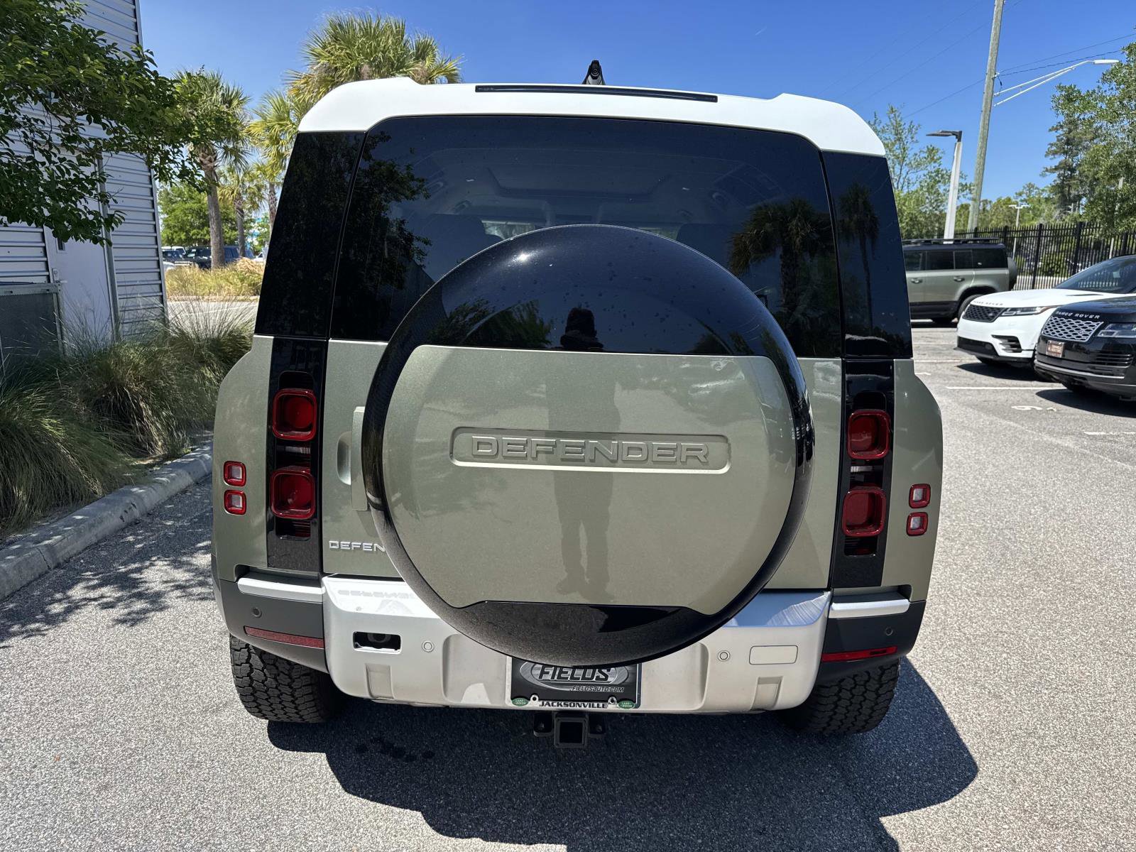 Certified 2025 Land Rover Defender 110 S AWD/4WD image 7