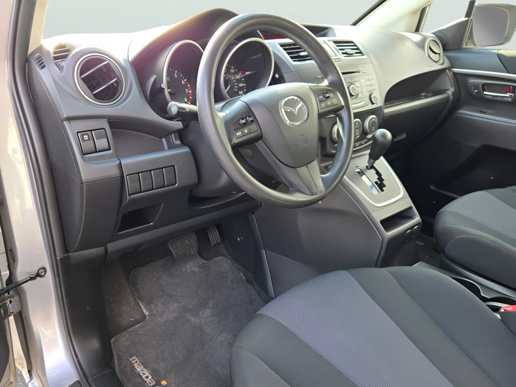 Used 2013 MAZDA MAZDA5 Sport FWD image 23