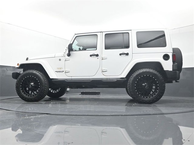 Used 2014 Jeep Wrangler Unlimited Sahara w/ Connectivity Group image 9