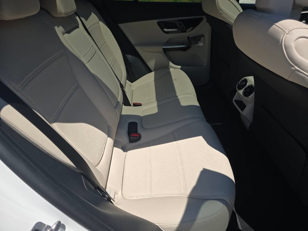 Certified 2024 Mercedes-Benz GLC 300 4MATIC image 20