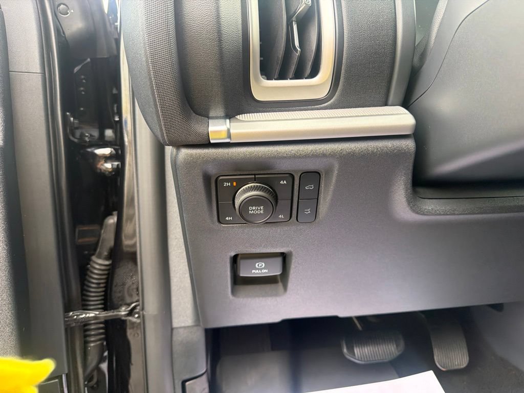 Used 2026 Ford Expedition Active AWD/4WD image 26