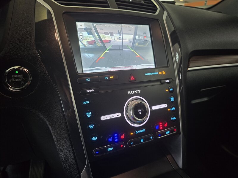 Used 2019 Ford Explorer Limited w/ Class III Trailer Tow Package AWD/4WD image 27