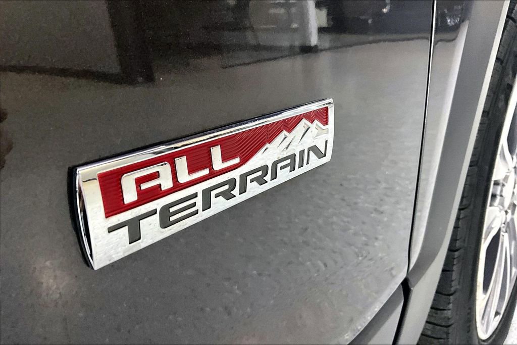 Used 2019 GMC Acadia SLT image 26