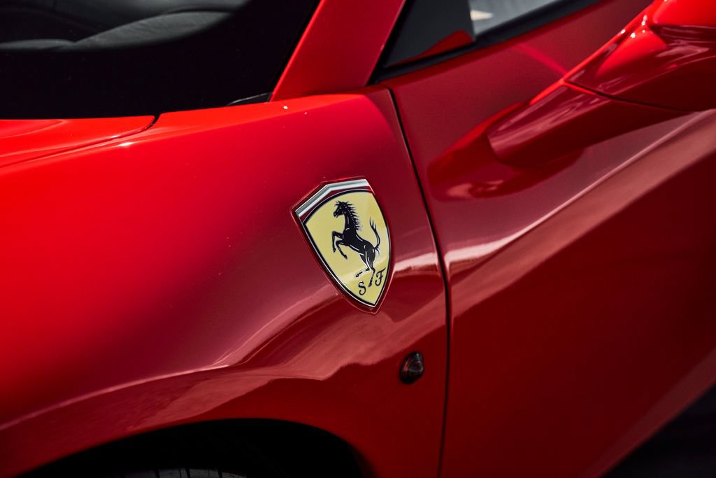 Used 2012 Ferrari 458 Spider RWD image 10