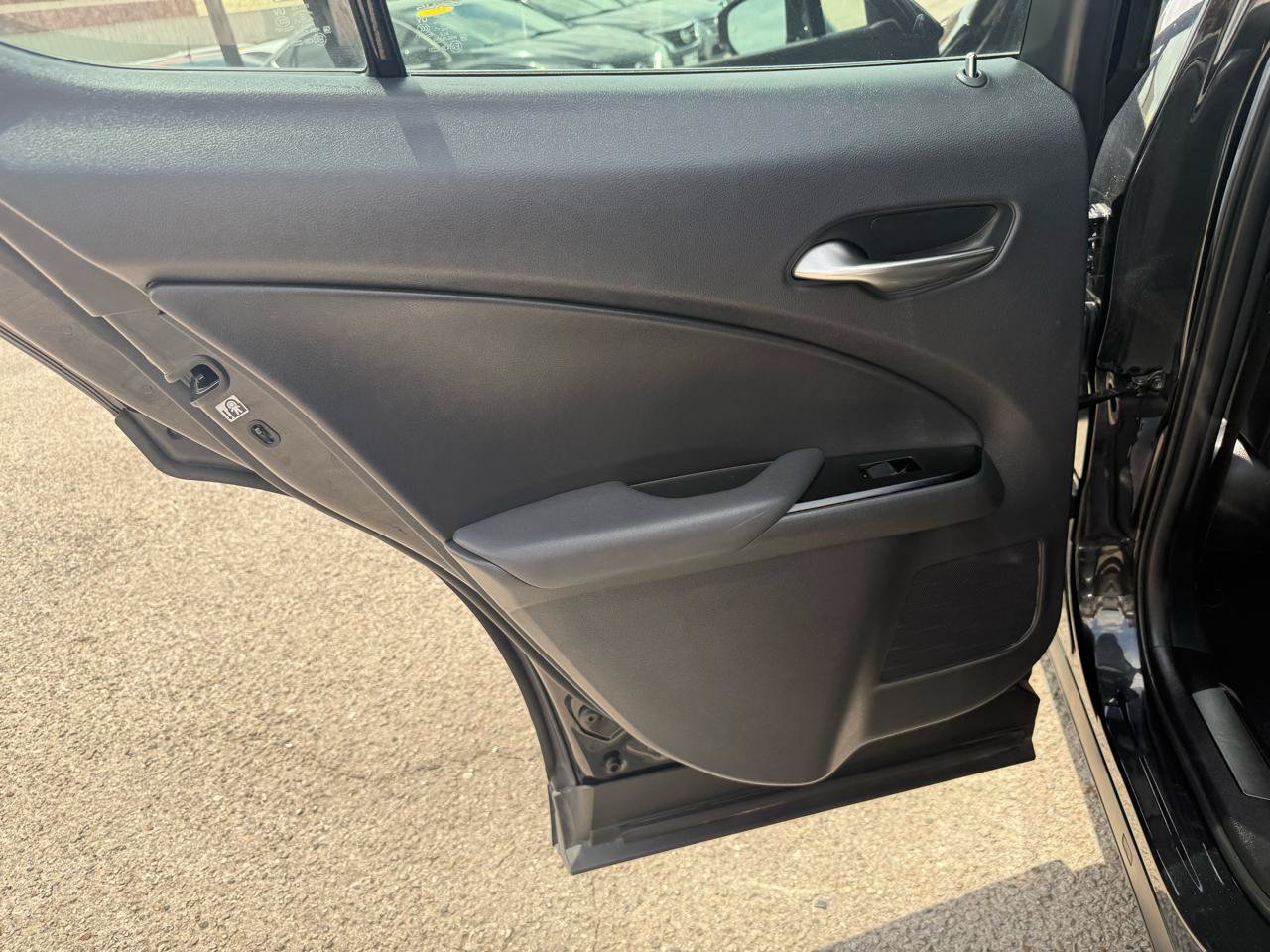 Used 2022 Lexus UX 200 F Sport w/ Accessory Package (Z2) FWD image 15