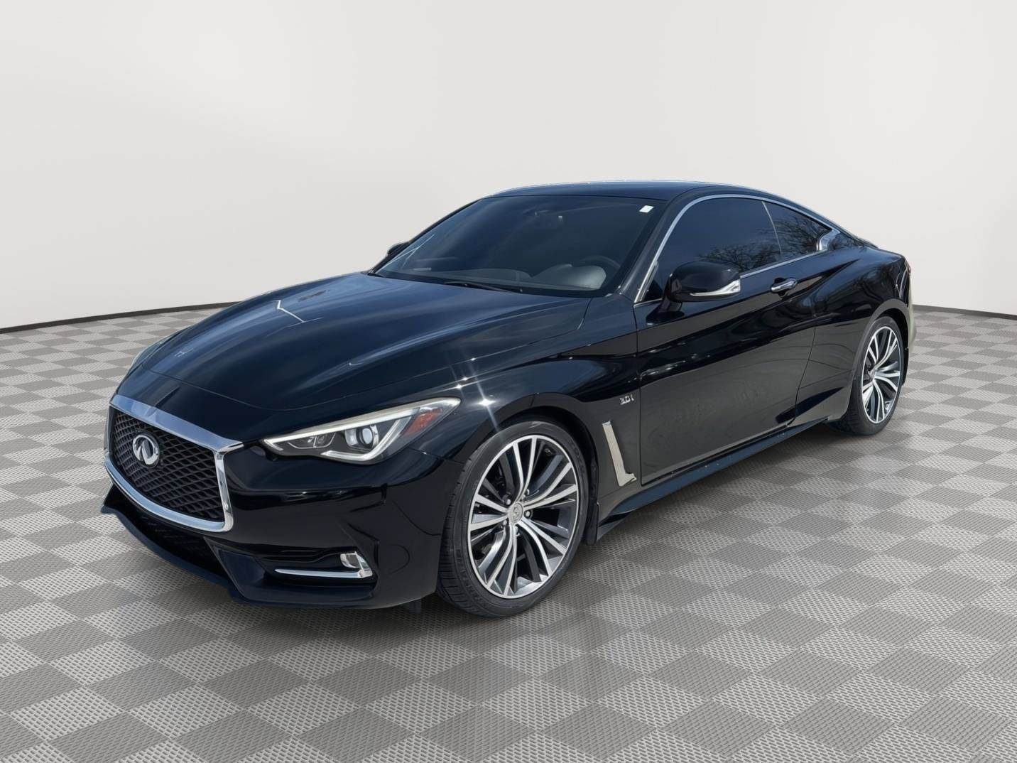Used 2017 INFINITI Q60 3.0t w/ Premium Plus Package 3.0T AWD/4WD image 4