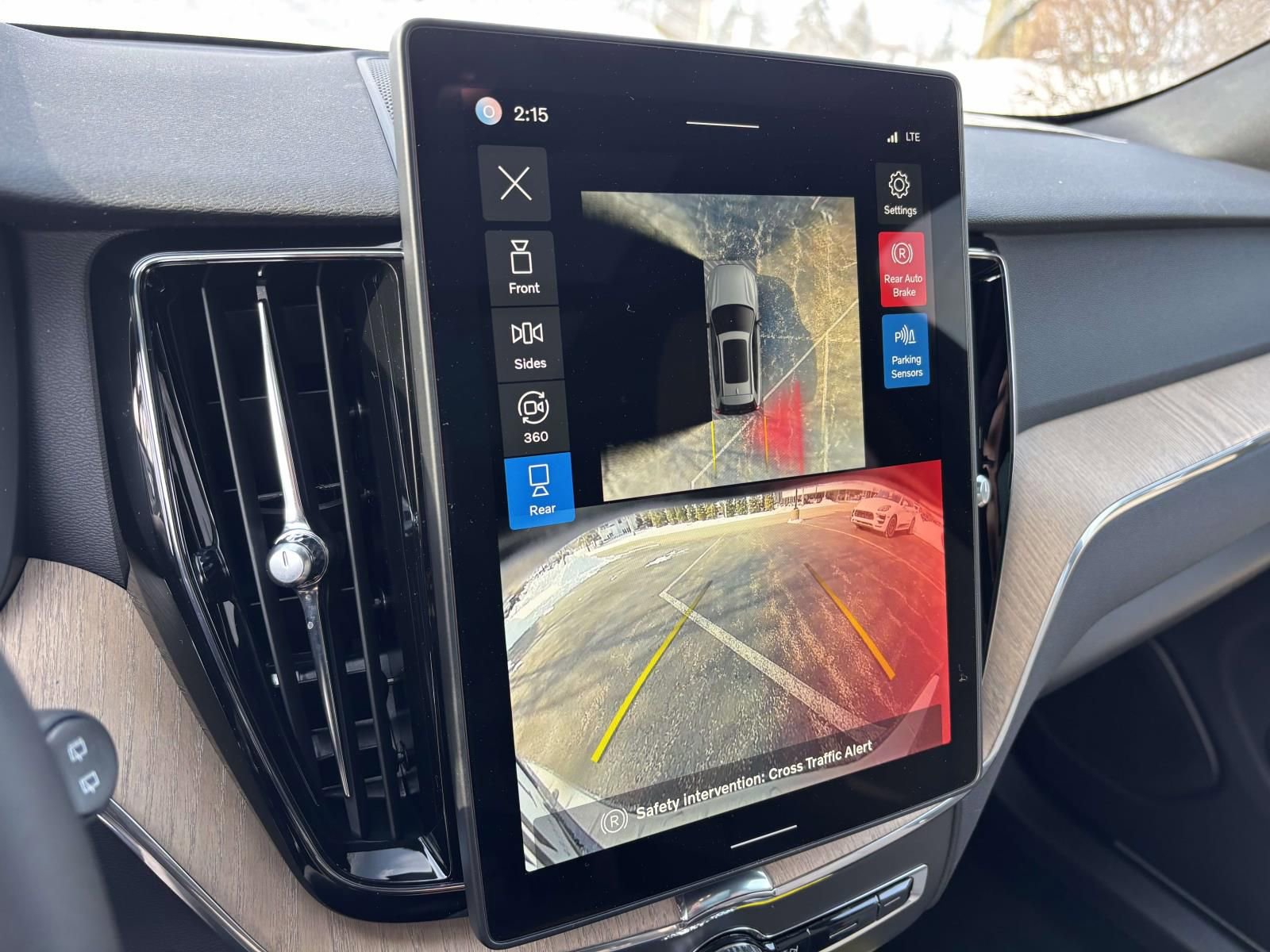 New 2026 Volvo XC60 B5 Plus w/ Protection Package Premier image 20