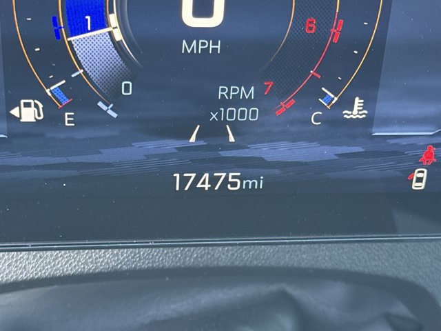 Used 2024 Chevrolet Traverse LS image 23