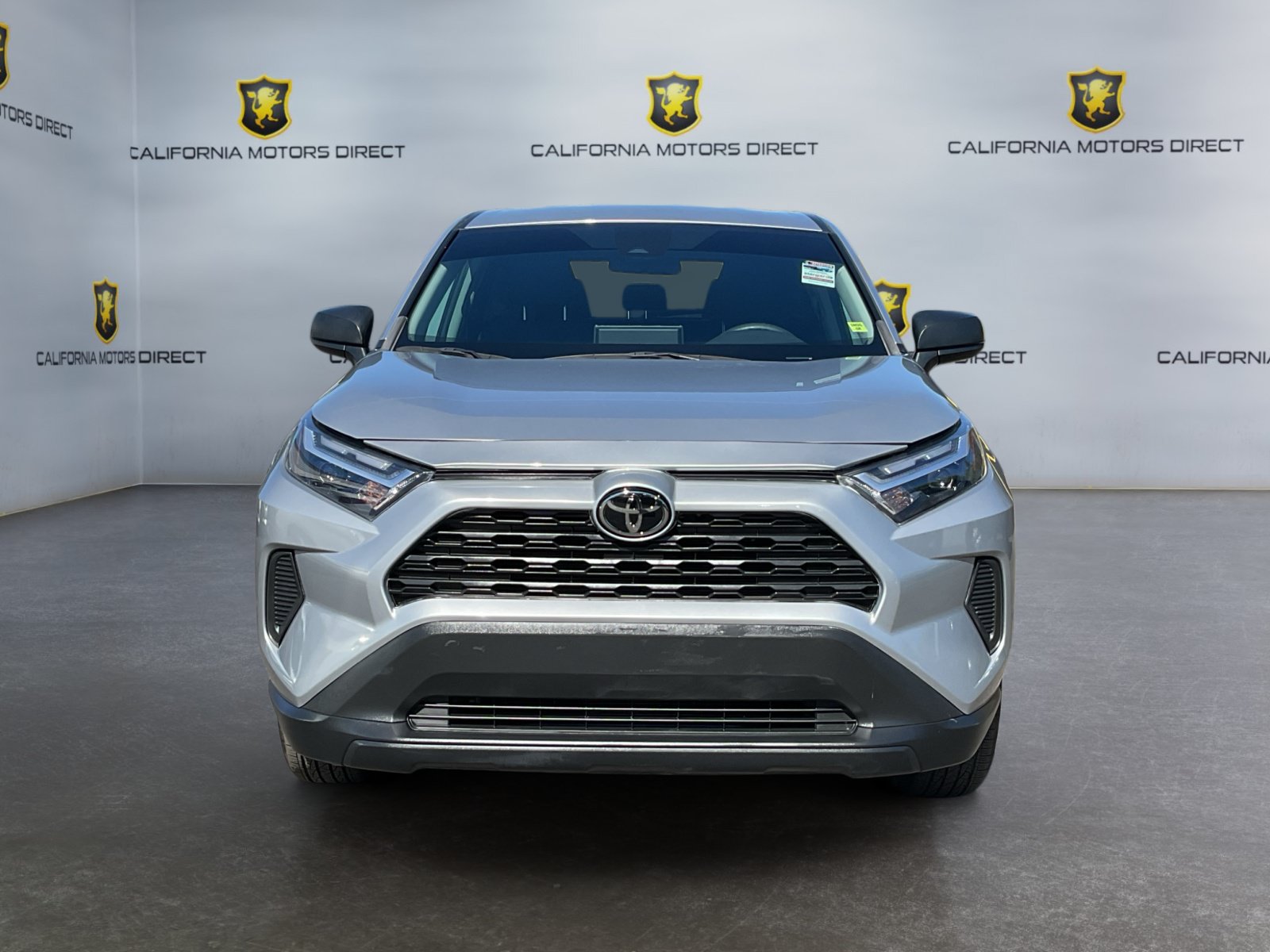 Used 2023 Toyota RAV4 LE FWD image 2