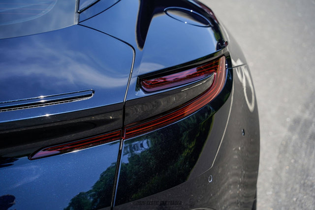 Used 2024 Aston Martin DB12 Coupe RWD image 63