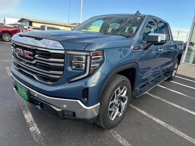 Used 2024 GMC Sierra 1500 SLT w/ SLT Premium Plus Package image 3