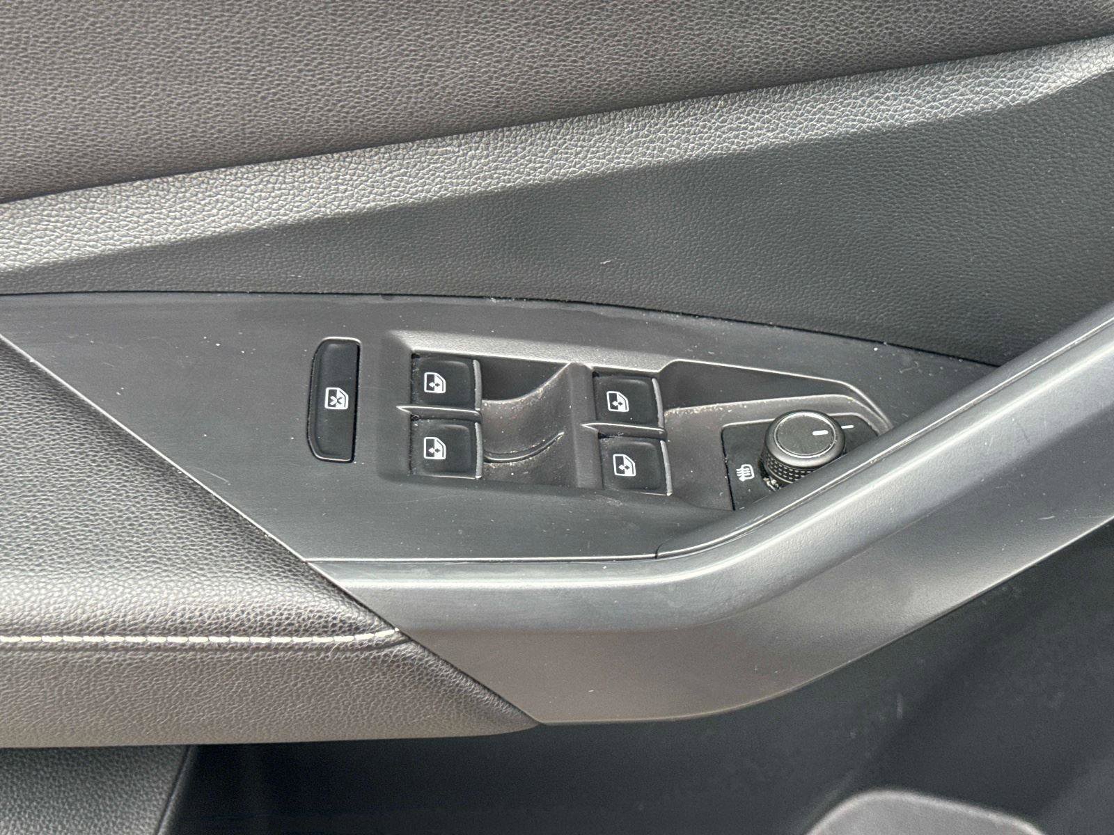 Used 2025 Volkswagen Jetta S image 17