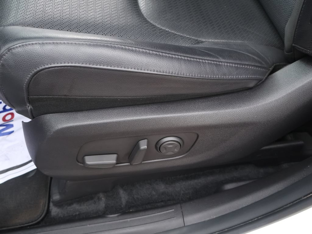 Certified 2024 Kia Carnival SX Prestige FWD image 19