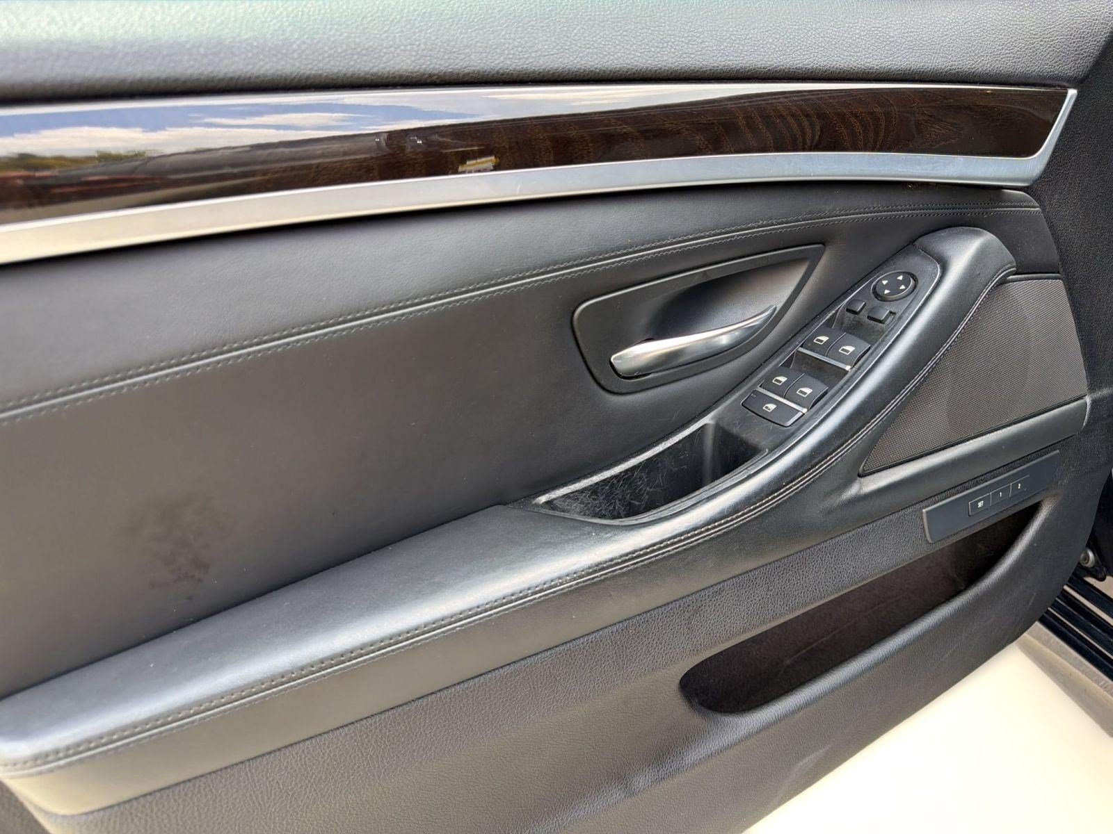Used 2016 BMW 528i Sedan RWD image 13