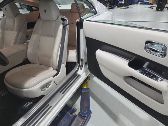 Used 2015 Rolls-Royce Wraith RWD image 9