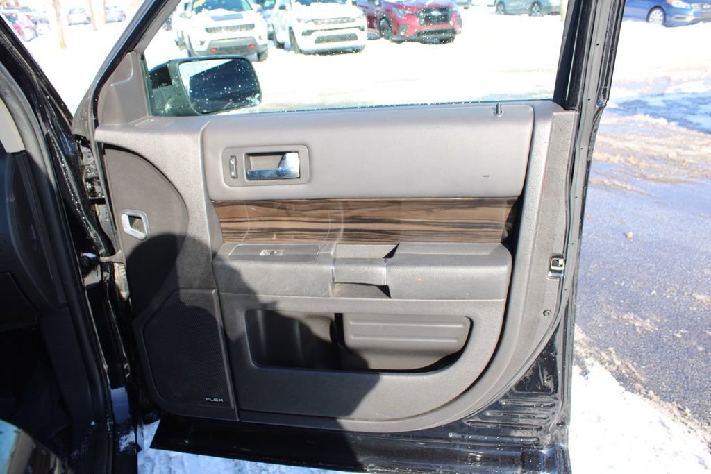 Used 2016 Ford Flex SEL w/ Equipment Group 202A image 21