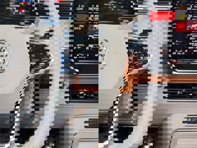 New 2025 Volkswagen ID. Buzz 1st Edition image 28